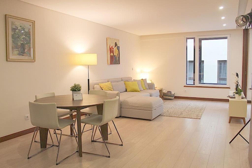 Oliveiras Charming Apartment Downtown Porto Eksteriør billede
