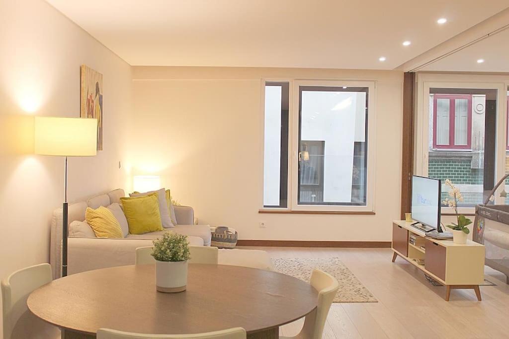 Oliveiras Charming Apartment Downtown Porto Eksteriør billede